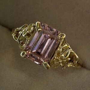 Vintage Solid 10k Gold Emerald Cut Pink Kunzite Handmade Flower Setting Ring